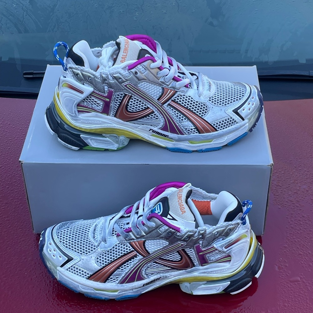 COPY - Balenciaga Runners